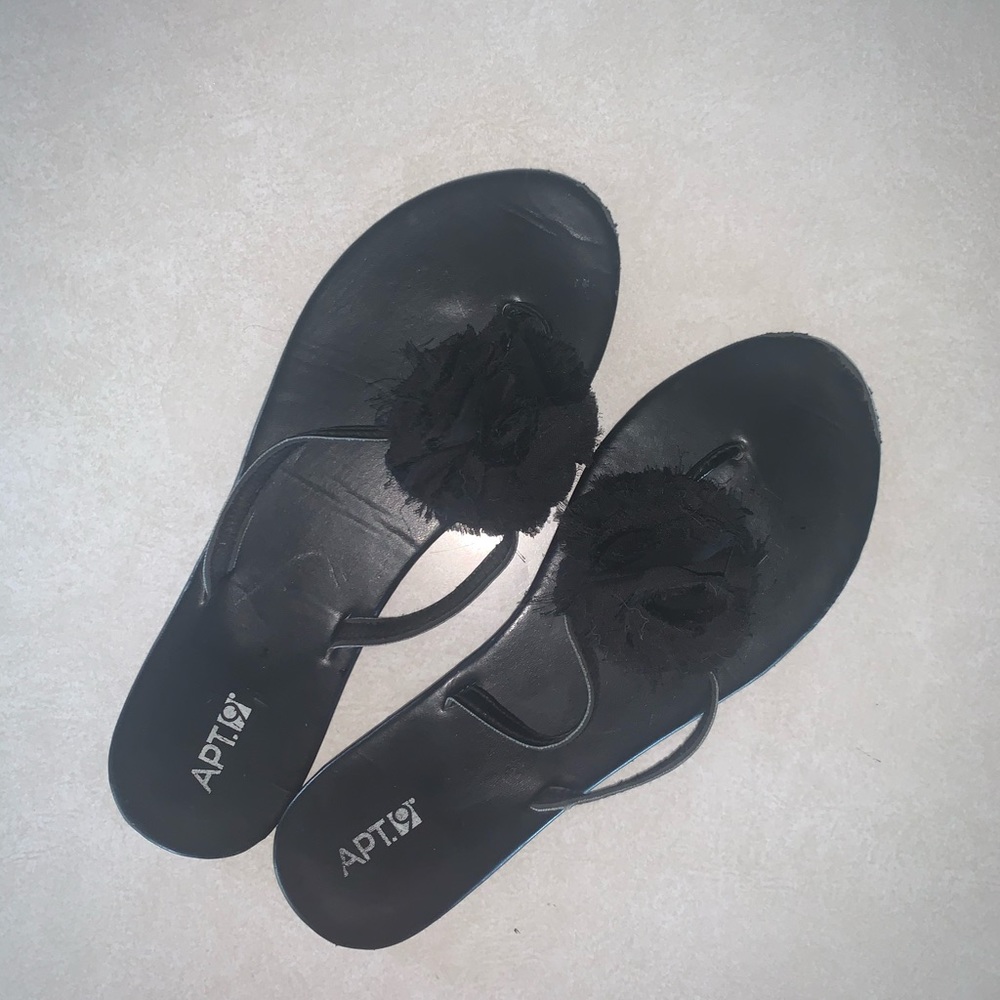 Apt 9 Black Floral Sandals